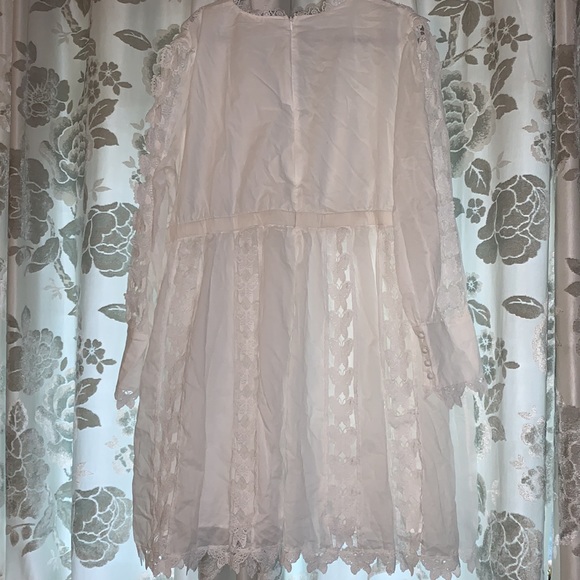 Emmalyn white mini dress - Picture 2 of 4